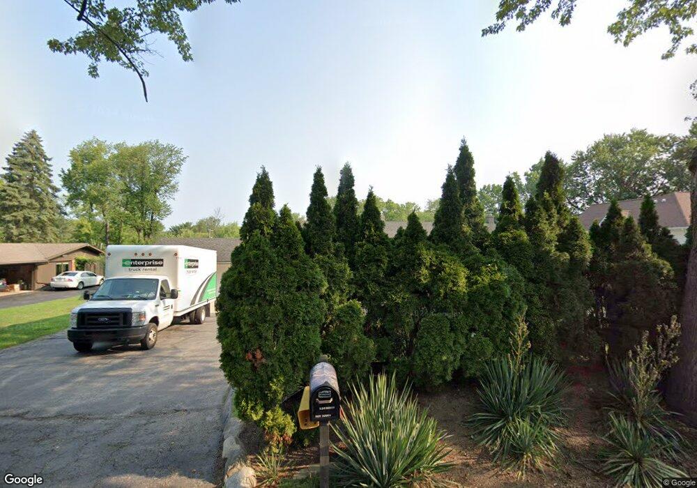 830 N Pemberton Rd, Bloomfield Township, MI 48302 - photo 1