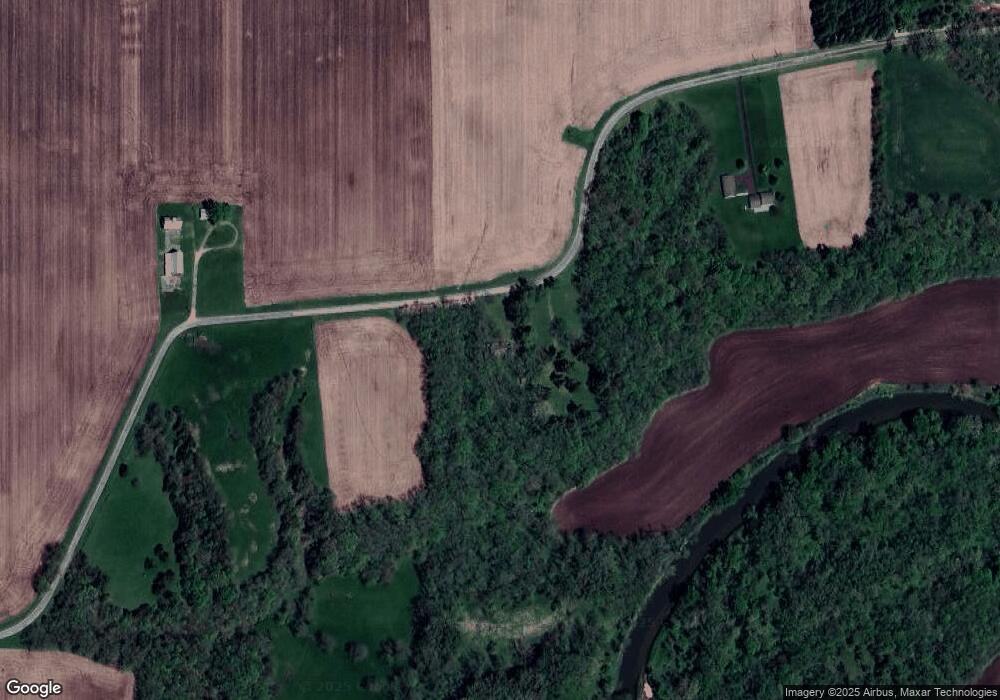 20748 2075 North Ave, Princeton, IL 61356 - photo 1