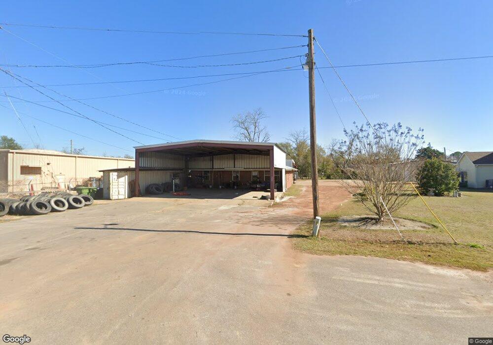 305 S Dowling Ave, Donalsonville, GA 39845 - photo 1