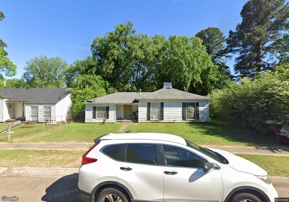 652 Arizona Ave, Wake Village, TX 75501 - photo 1