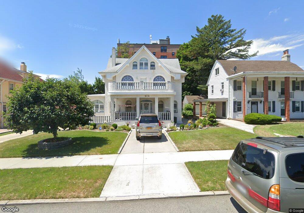 8822 195th St, Hollis, NY 11423 - photo 1