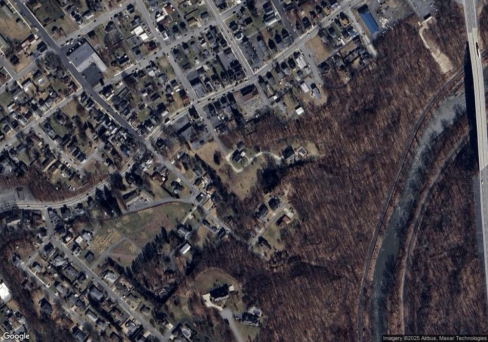 305 Mcclure St, Old Forge, PA 18518 - photo 1