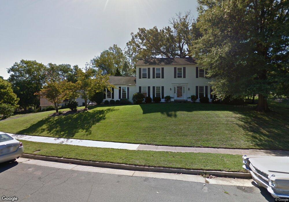 6302 Falling Brook Dr, Burke, VA 22015 - photo 1