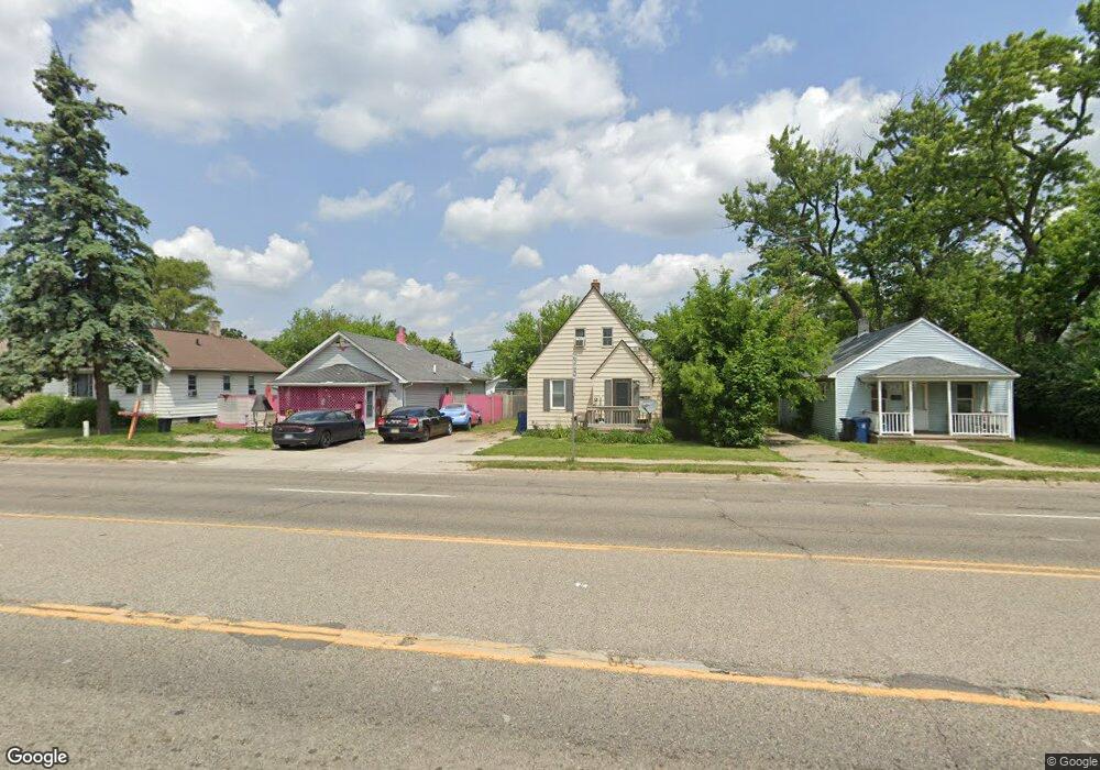 3613 Davison Rd, Flint, MI 48506 - photo 1