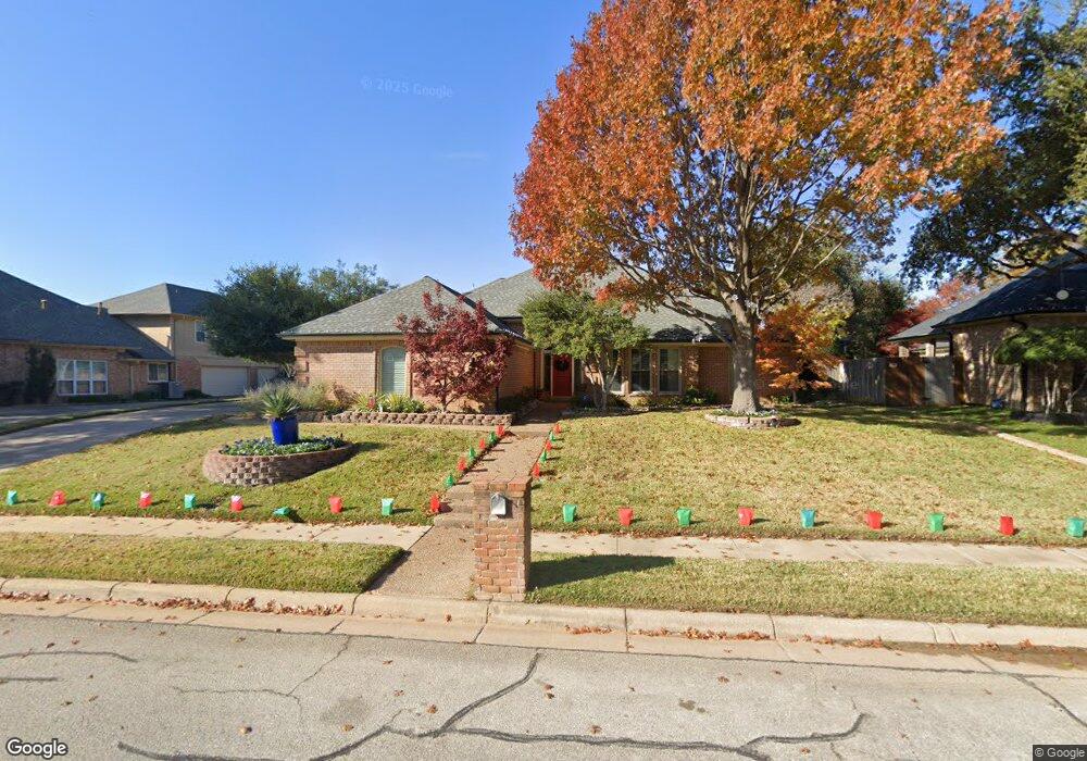 3829 Laurel Ln, Bedford, TX 76021 - photo 1