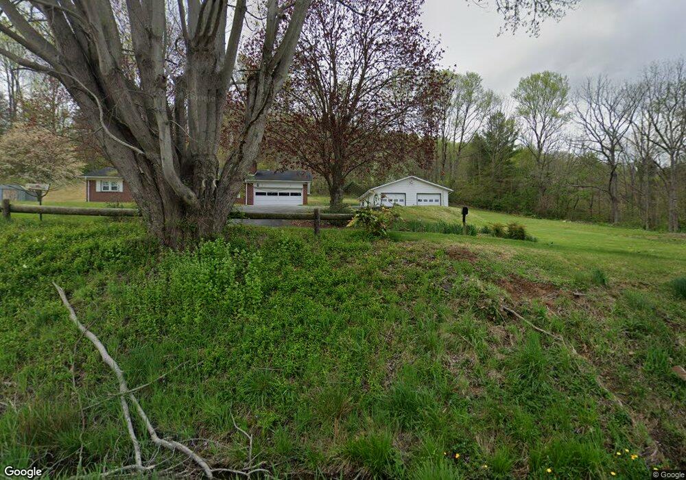 83 Honeysuckle Ln, Burnsville, NC 28714 - photo 1