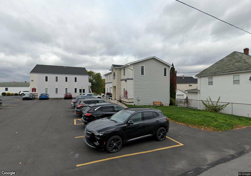 629 E Drinker St, Dunmore, PA 18512 - photo 1