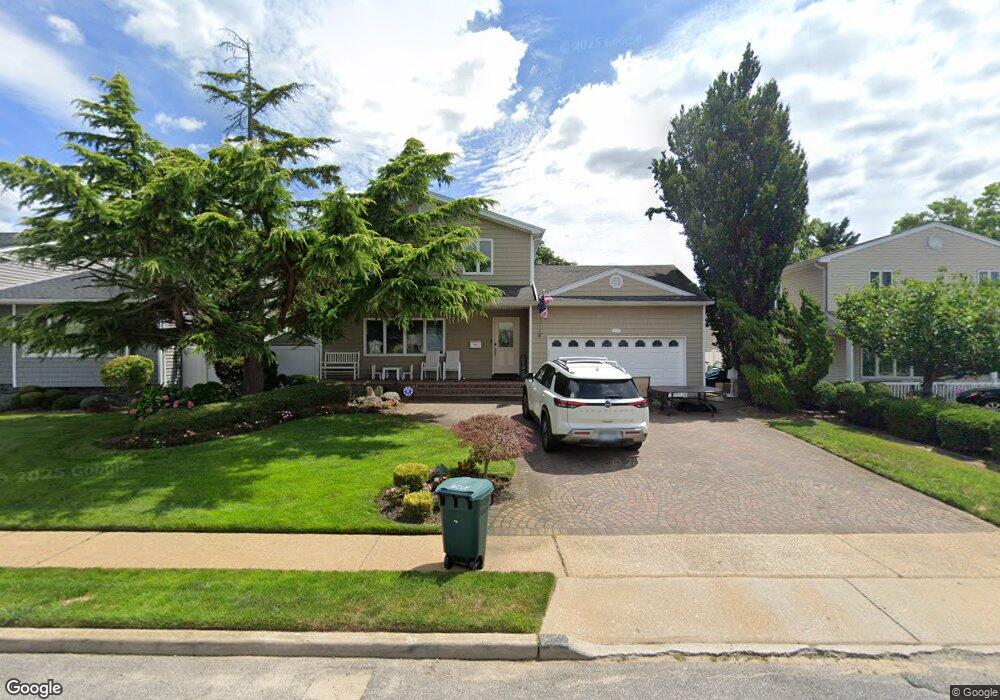 3025 Timothy Rd, Bellmore, NY 11710 - photo 1