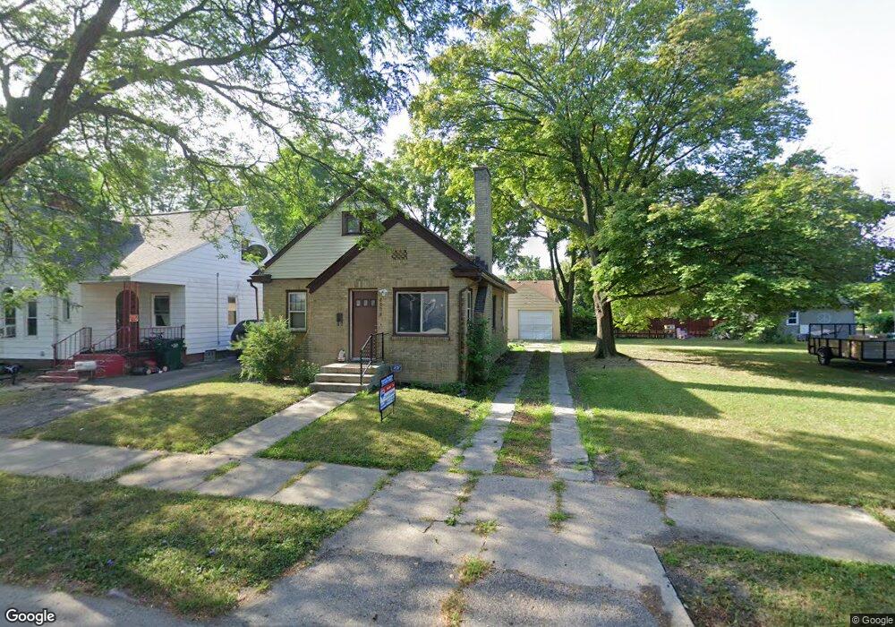 2009 N Genesee Dr, Lansing, MI 48915 - photo 1