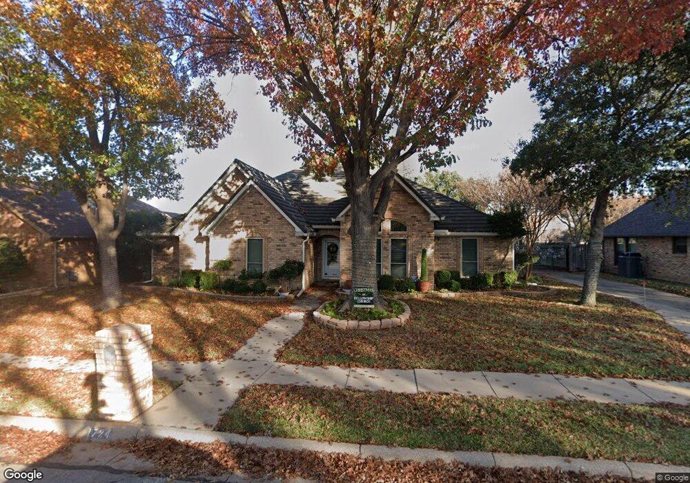 1724 Woodhill Ln, Bedford, TX 76021 - photo 1