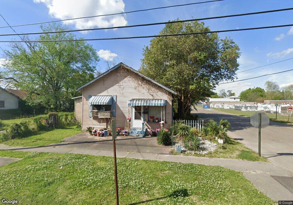 139 W Dale St, New Iberia, LA 70560 - photo 1