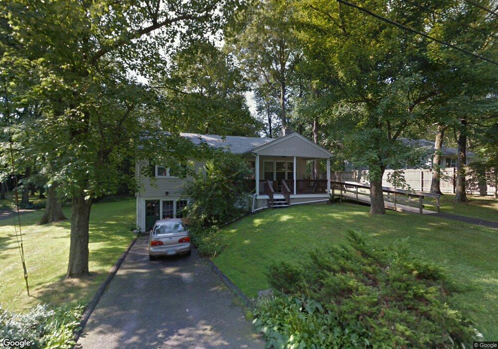 39 Hiawatha Lane Extension, Westport, CT 06880 - photo 1