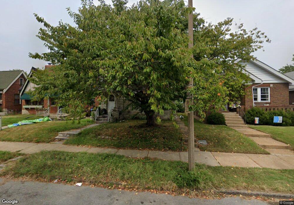 5231 Mardel Ave, Saint Louis, MO 63109 - photo 1