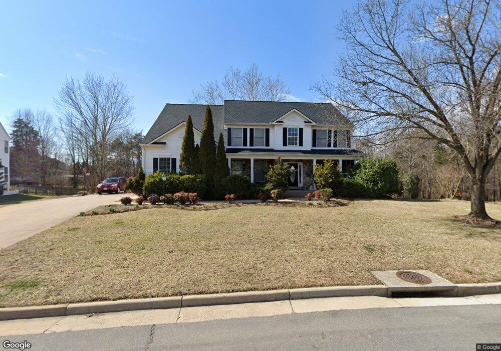 8864 Whitchurch Ct, Bristow, VA 20136 - photo 1