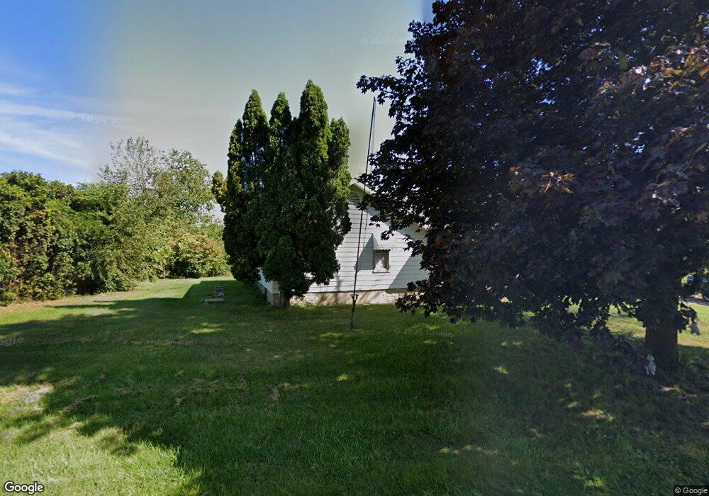 132 W Sigler Rd, Carleton, MI 48117 - photo 1