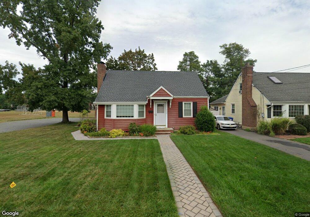 319 Edgeworth St, Middlesex, NJ 08846 - photo 1