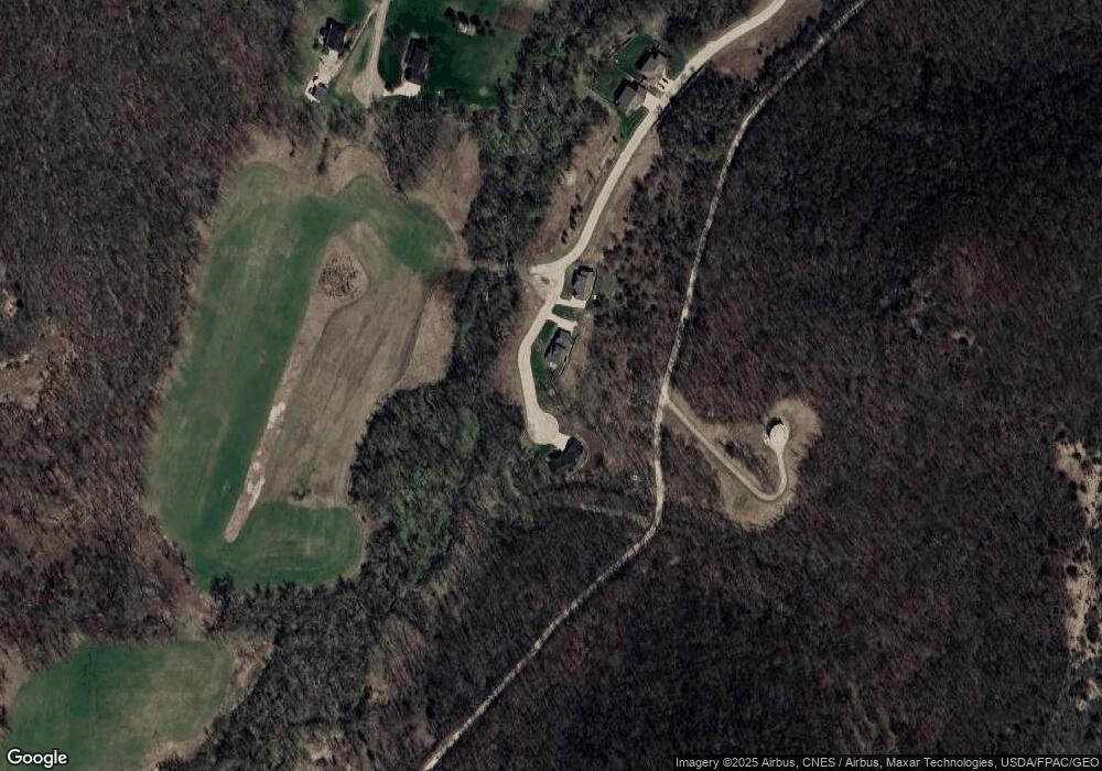 177 Cobblestone Ln, Winona, MN 55987 - photo 1