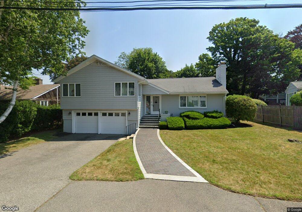 7 Smith Ln, Swampscott, MA 01907 - photo 1