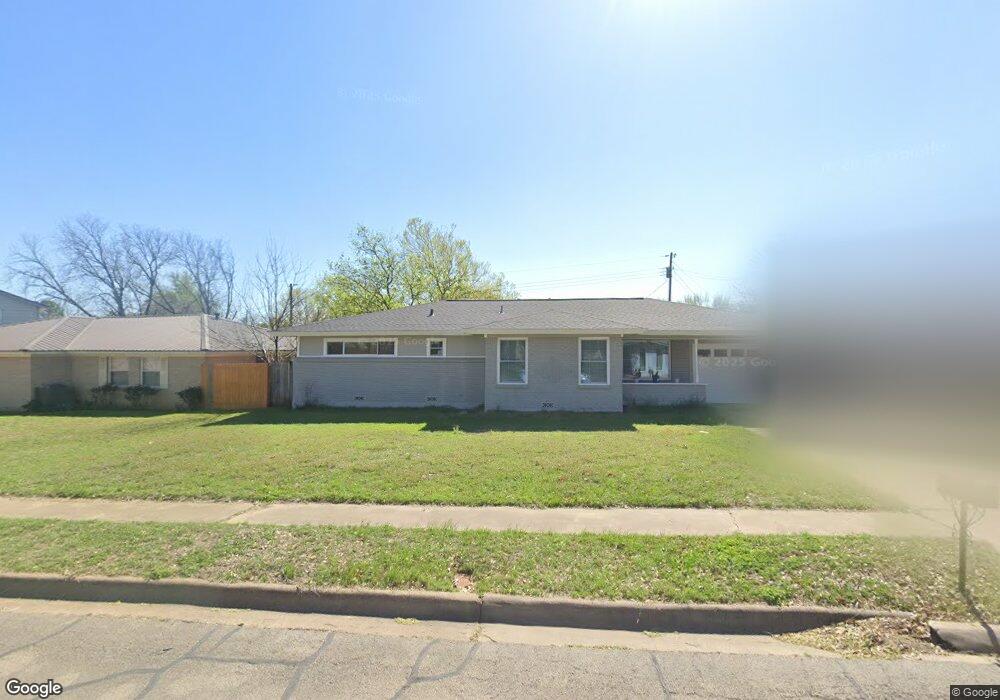 1317 Southern Blvd, Cleburne, TX 76033 - photo 1