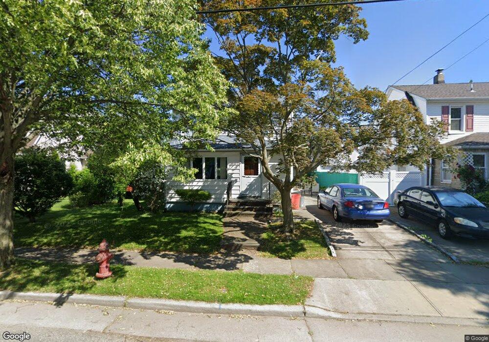 68 Jerome Ave, Mineola, NY 11501 - photo 1