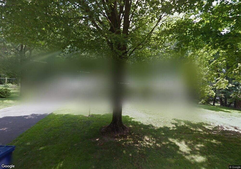 32 Spinning Wheel Rd, Trumbull, CT 06611 - photo 1