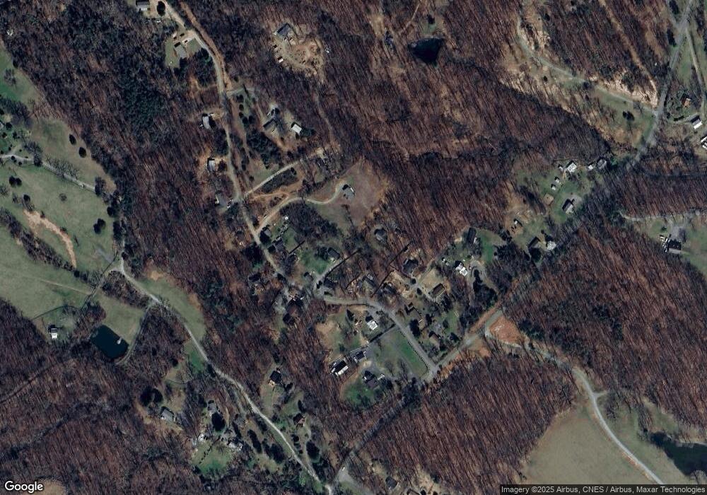 5 Beagle Ln, White Hall, VA 22932 - photo 1