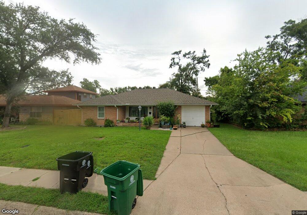 5305 De Lange Ln, Houston, TX 77092 - photo 1