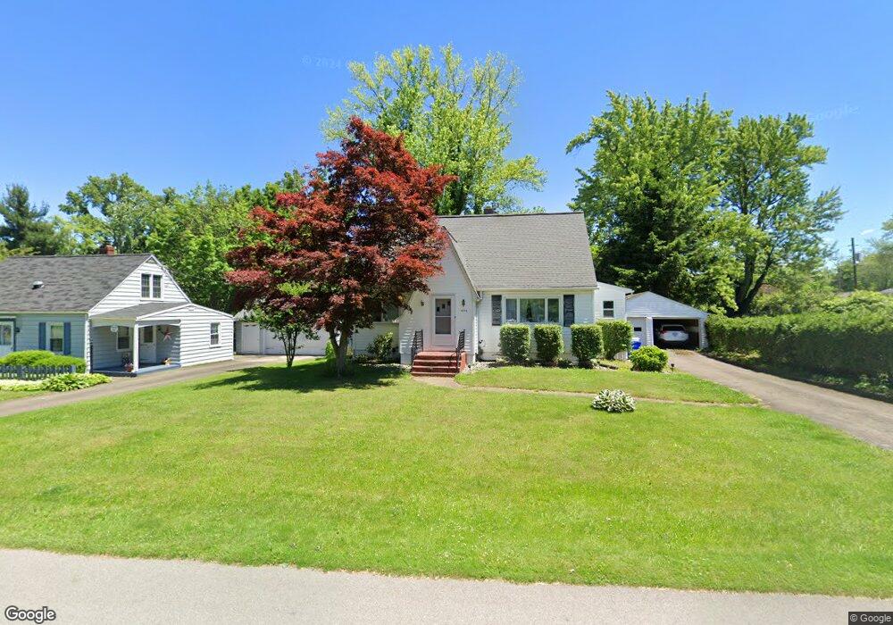 2825 Wellington Rd, Erie, PA 16506 - photo 1