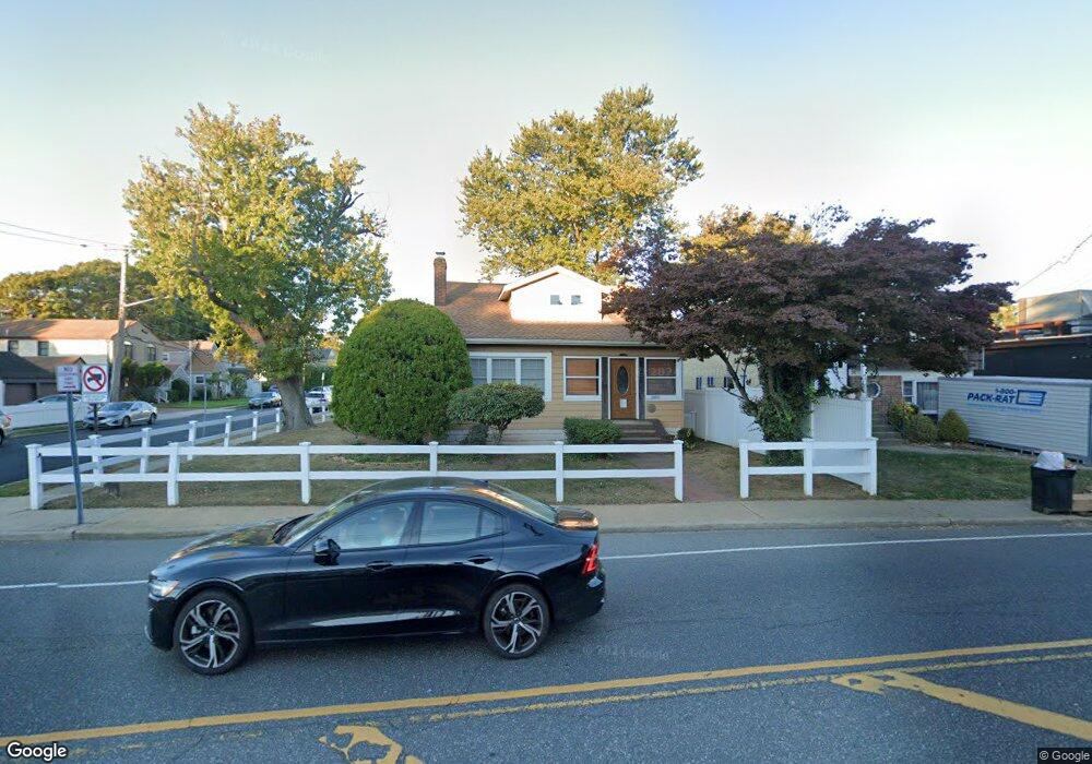 2880 Oceanside Rd, Oceanside, NY 11572 - photo 1