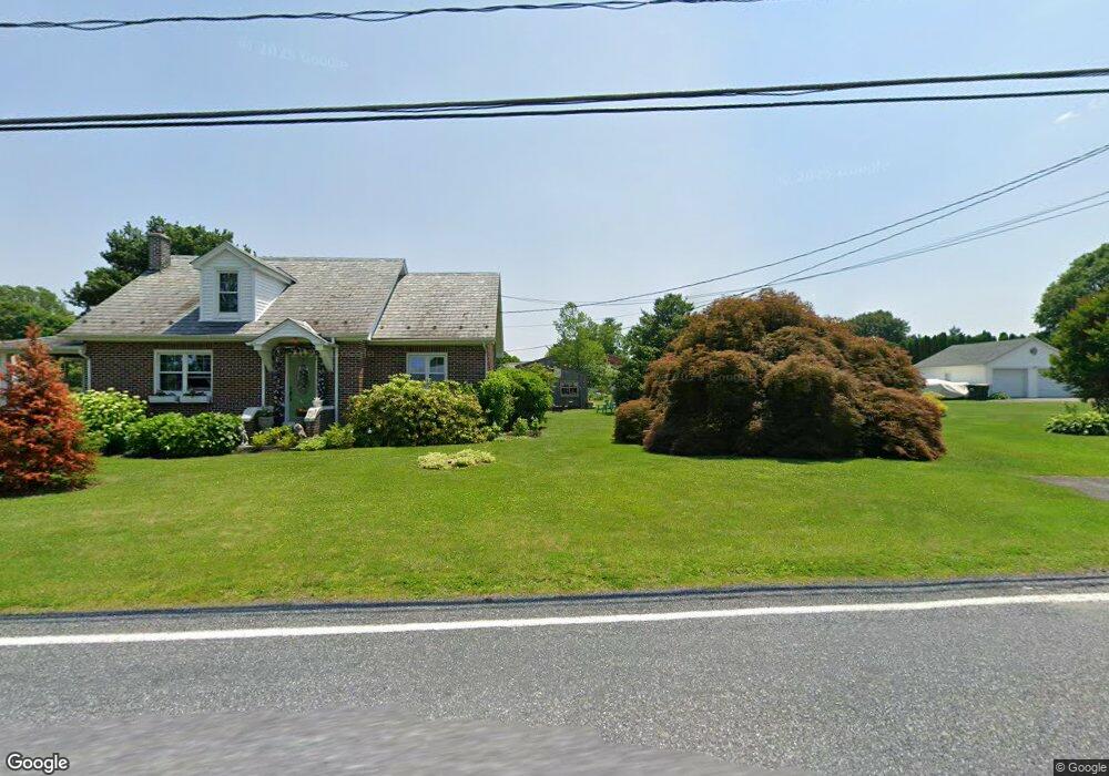 2725 Valley View Dr, Bath, PA 18014 - photo 1