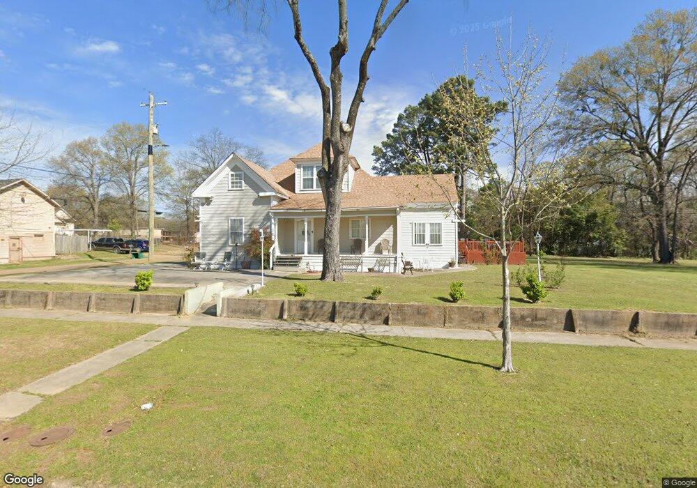 1724 W 13th St, Texarkana, TX 75501 - photo 1