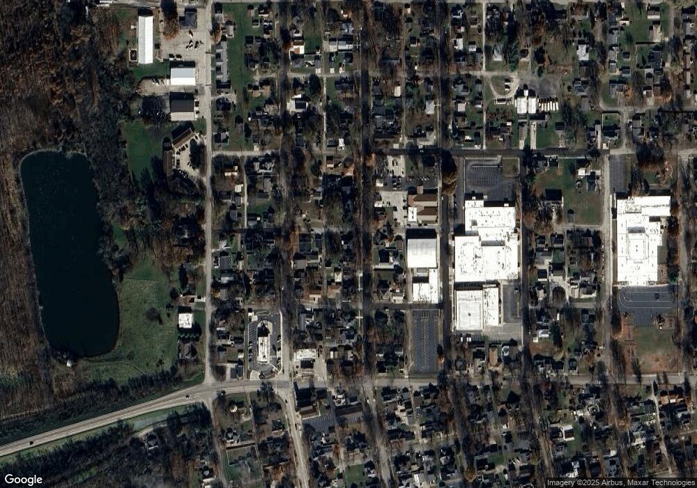 1021 4th St, Covington, IN 47932 - photo 1