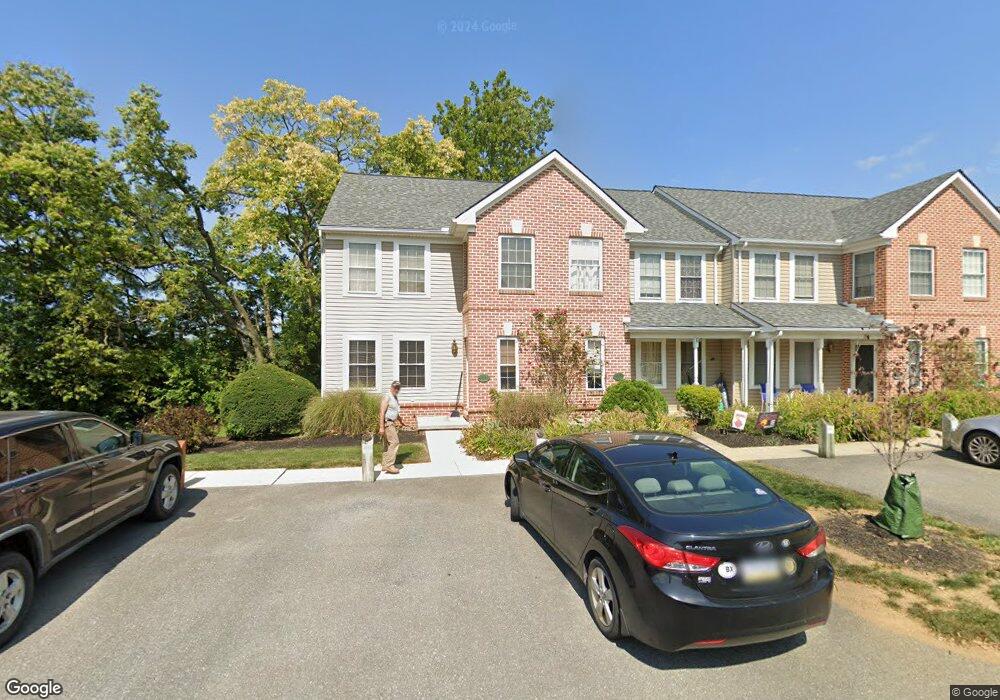 4011 Bradford Cir unit A20, Mount Joy, PA 17552 - photo 1