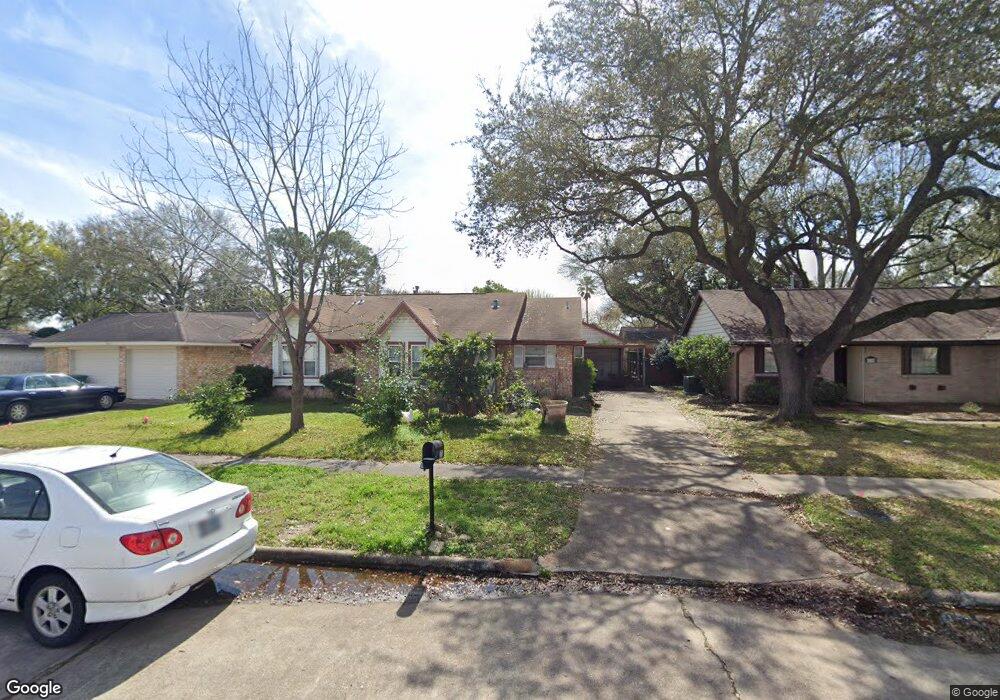 5731 Hoover St, Houston, TX 77092 - photo 1