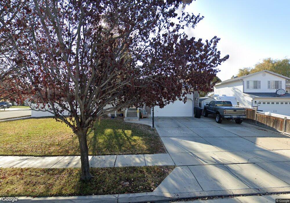 2411 W 2000 N, Clearfield, UT 84015 - photo 1