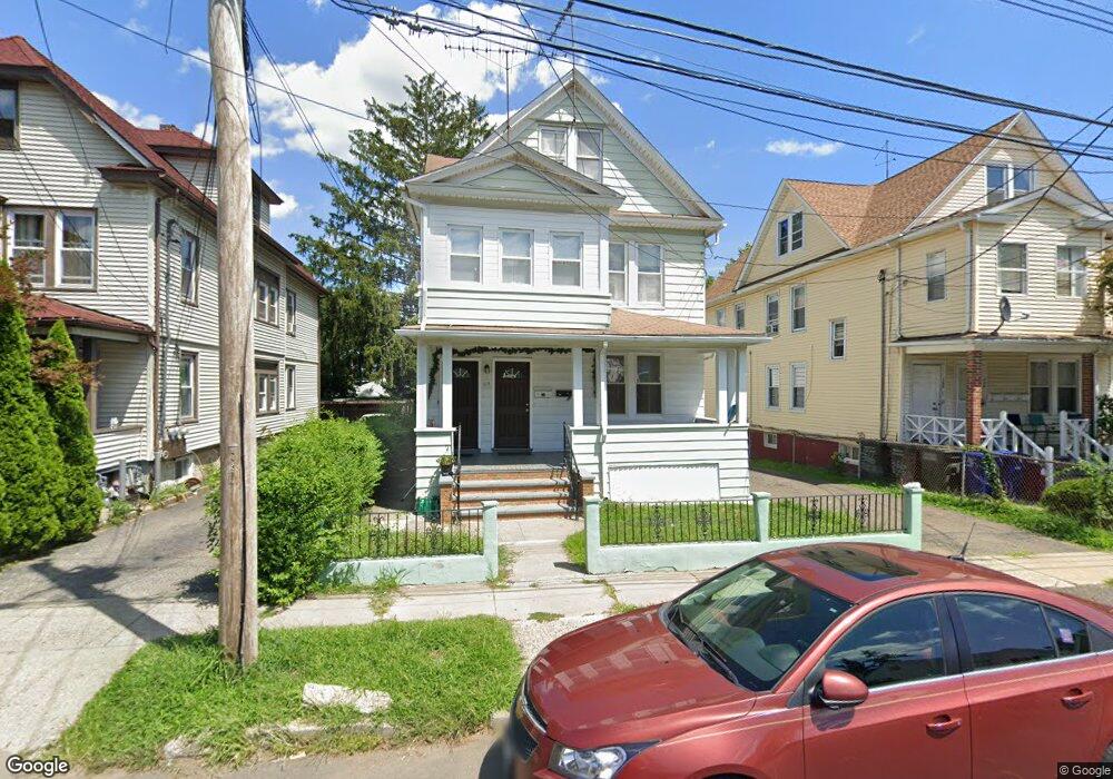 374 Ezra St unit 376, Bridgeport, CT 06606 - photo 1