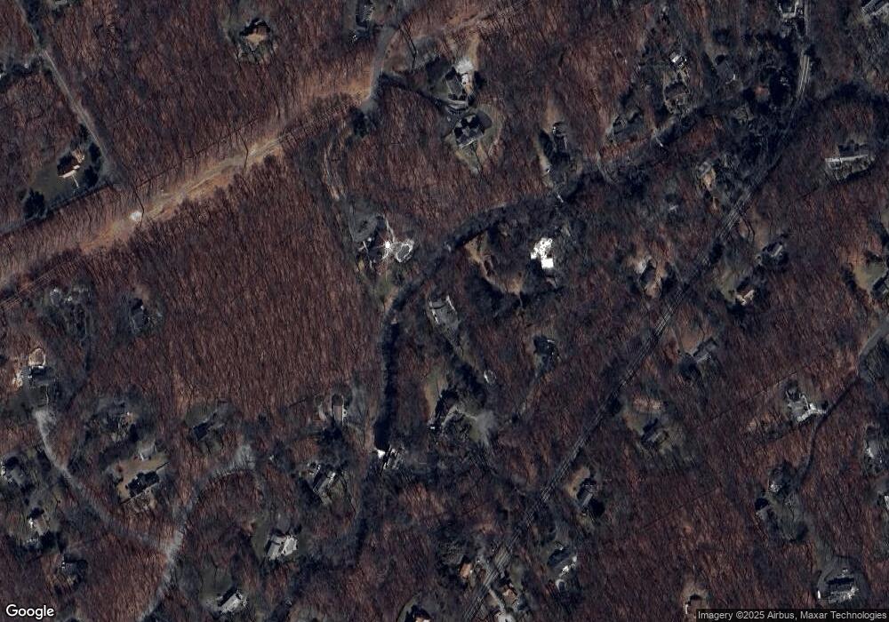 60 Aspetuck Falls, Fairfield, CT 06824 - photo 1