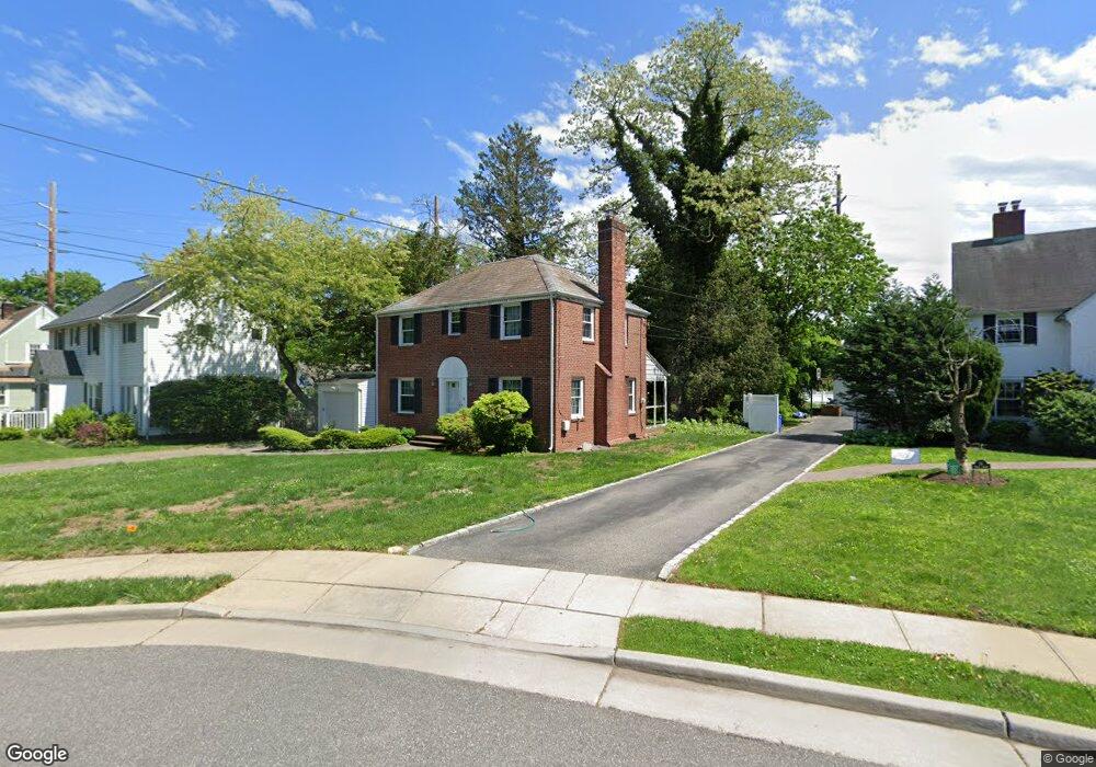 36 Bedell Ave, Hempstead, NY 11550 - photo 1