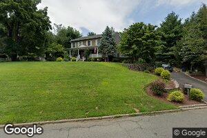 122 Maria Dr, Woodcliff Lake, NJ 07677
