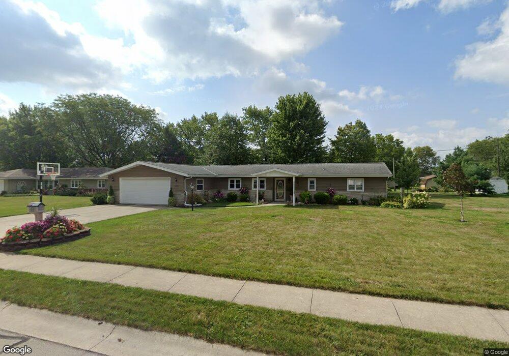 1124 Clark St, Berne, IN 46711 - photo 1