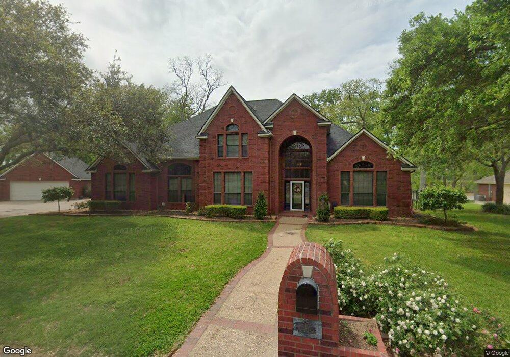 17 Riverside Dr, Bay City, TX 77414 - photo 1