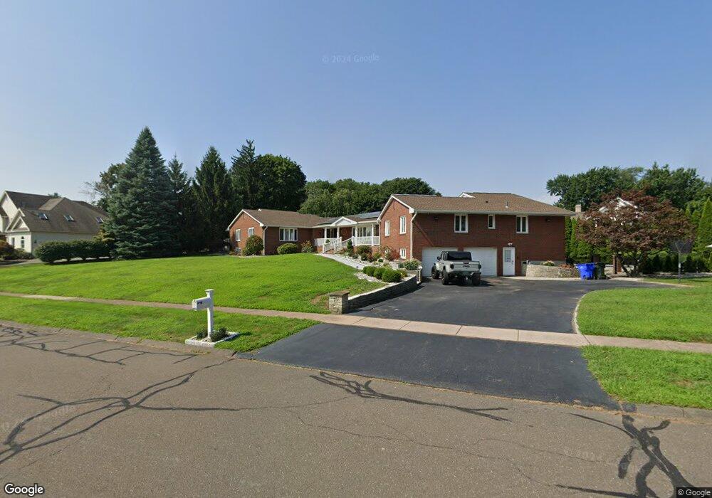 87 Liberty Hill E, Wethersfield, CT 06109 - photo 1