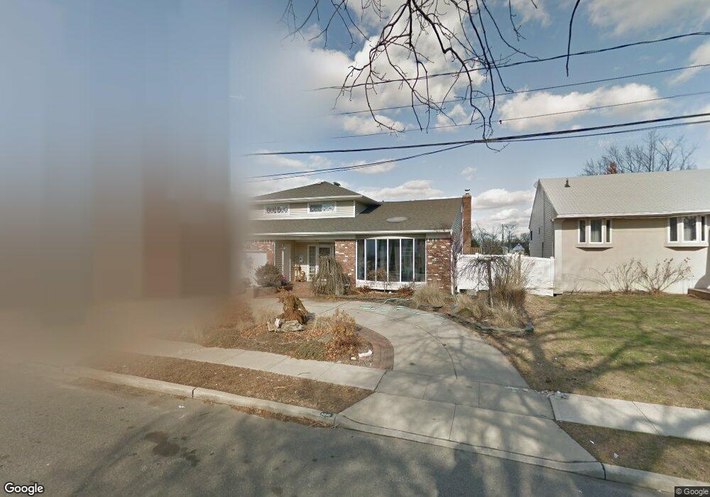 3040 Ann St, Baldwin, NY 11510 - photo 1