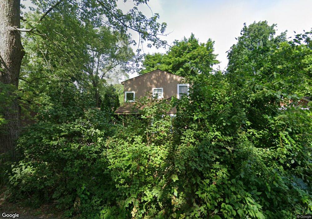 3758 Edgecrest St, West Bloomfield, MI 48324 - photo 1