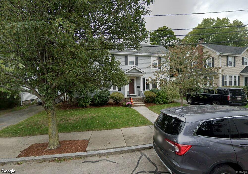 7 Ravenna Rd, West Roxbury, MA 02132 - photo 1