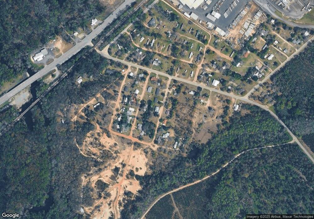 5100 Crosby Cir, Blackshear, GA 31516 - photo 1