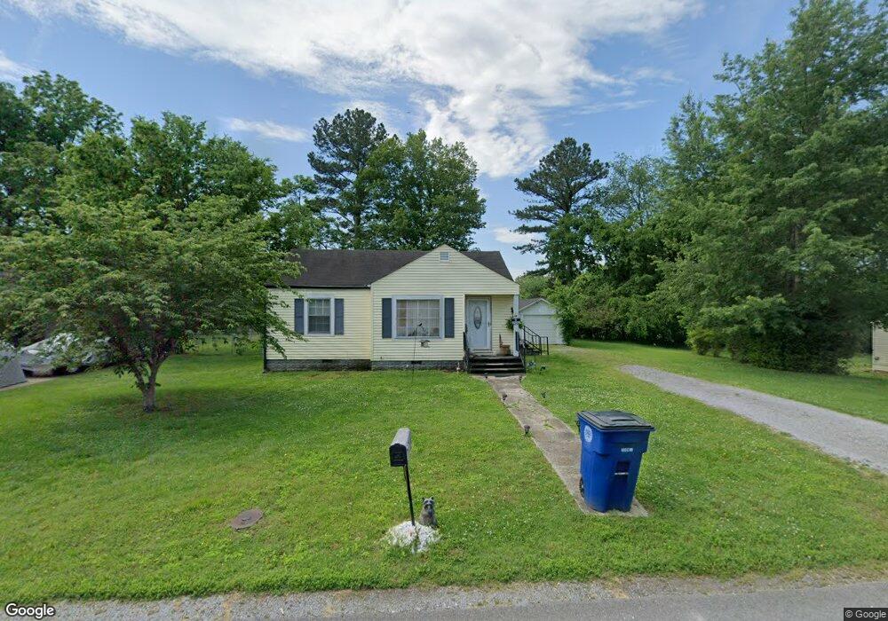 112 Davis St, Shelbyville, TN 37160 - photo 1