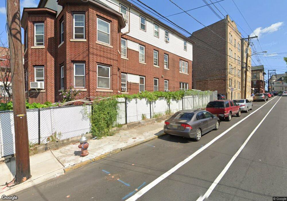 2148 John F. Kennedy Blvd unit 1, Jersey City, NJ 07305 - photo 1