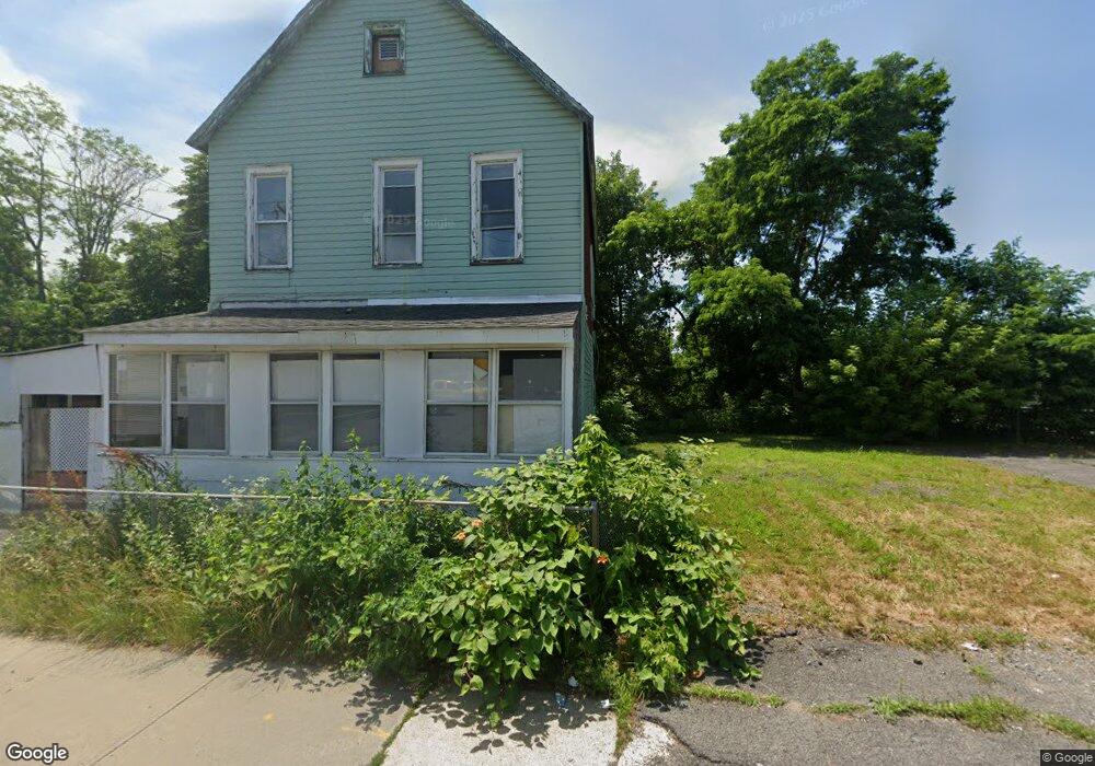 804 Strong St, Schenectady, NY 12307 - photo 1