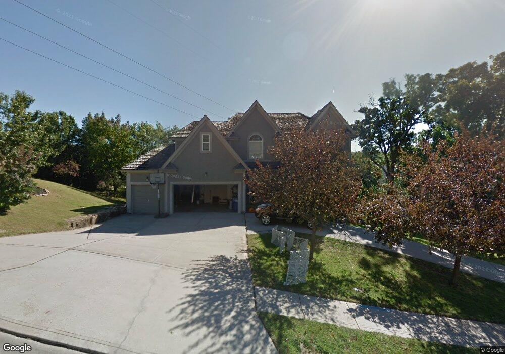 13867 W 58th Place, Shawnee, KS 66216 - photo 1